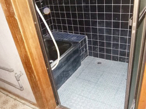 南足柄市 浴室リフォームビフォー写真